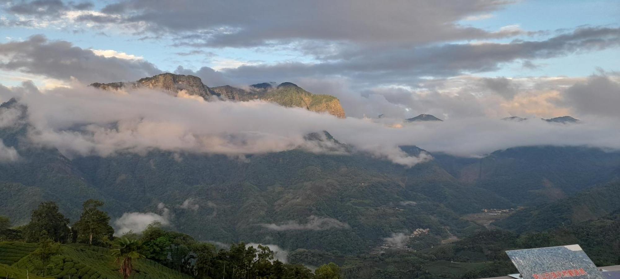 Alishan Shanyunhua B&B Homestay Meishan 외부 사진